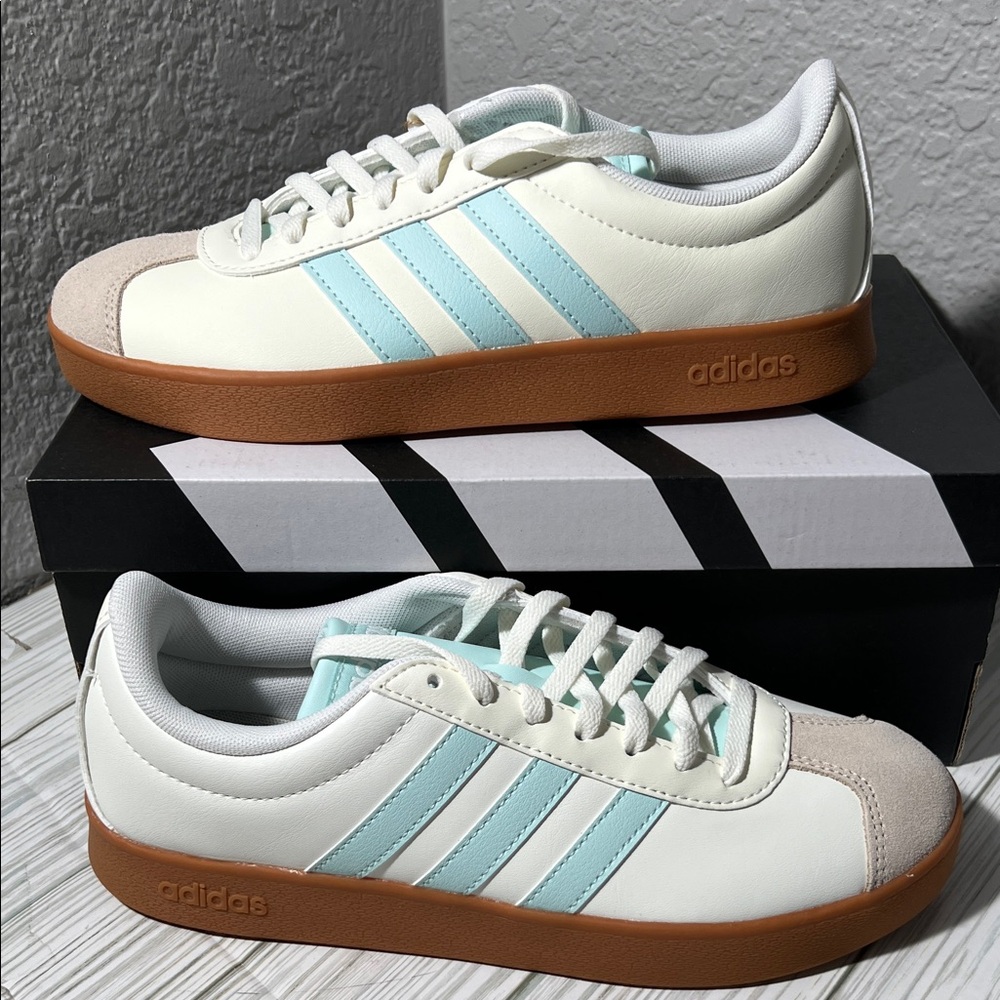 Adidas VL Court 3.0 Women's Shoes sneakers white‎ teal stripes size 6.5 lace up